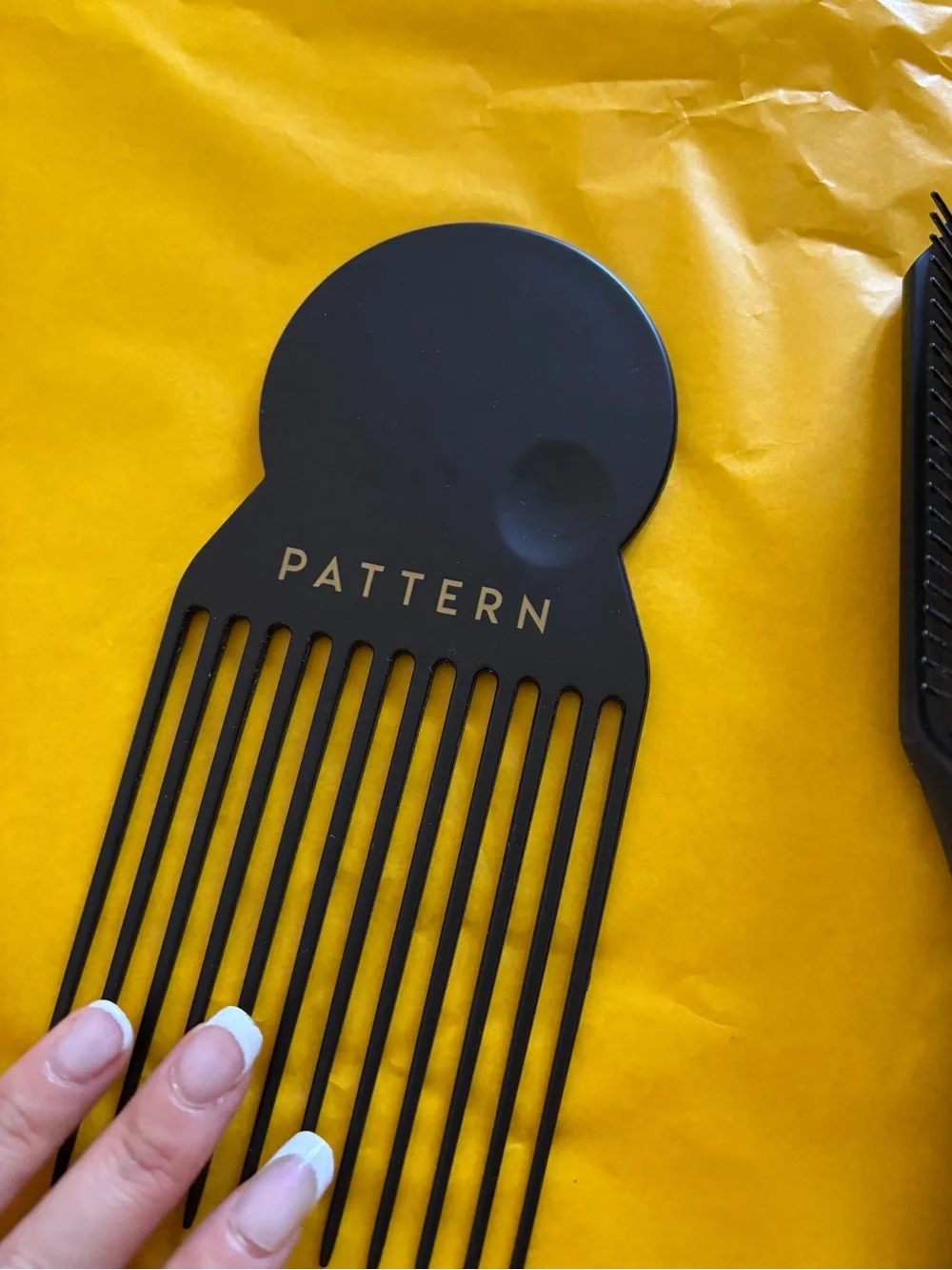 3 piece Black Grooming Tools Set with Versatile Combs